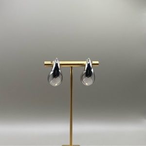 Silver Teardrop Earrings